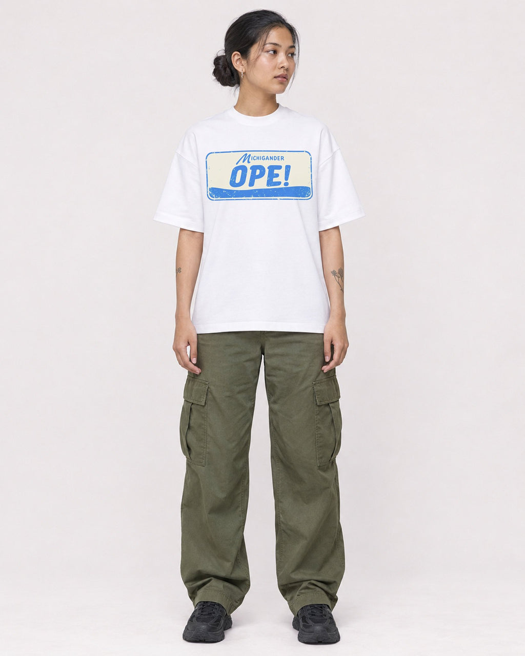 Mockup Boxy Heavyweight Tee White female full-body 12