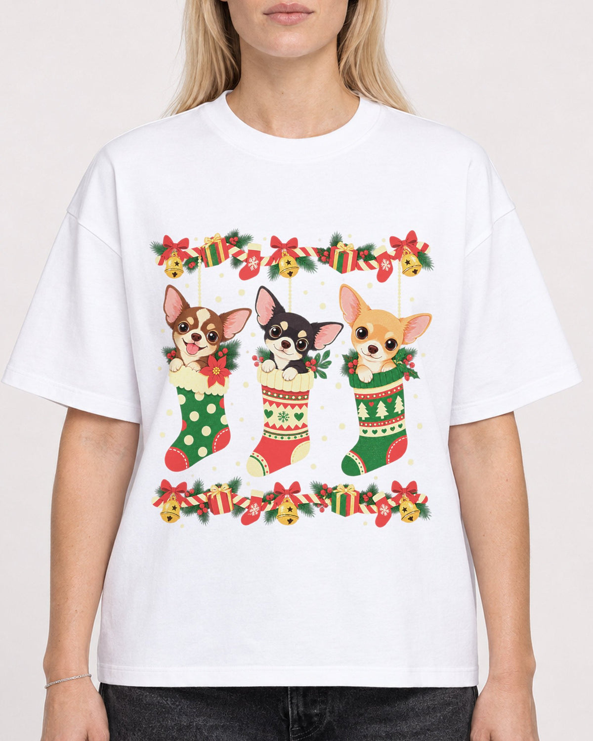 Mockup Boxy Heavyweight Tee White female close-up 08