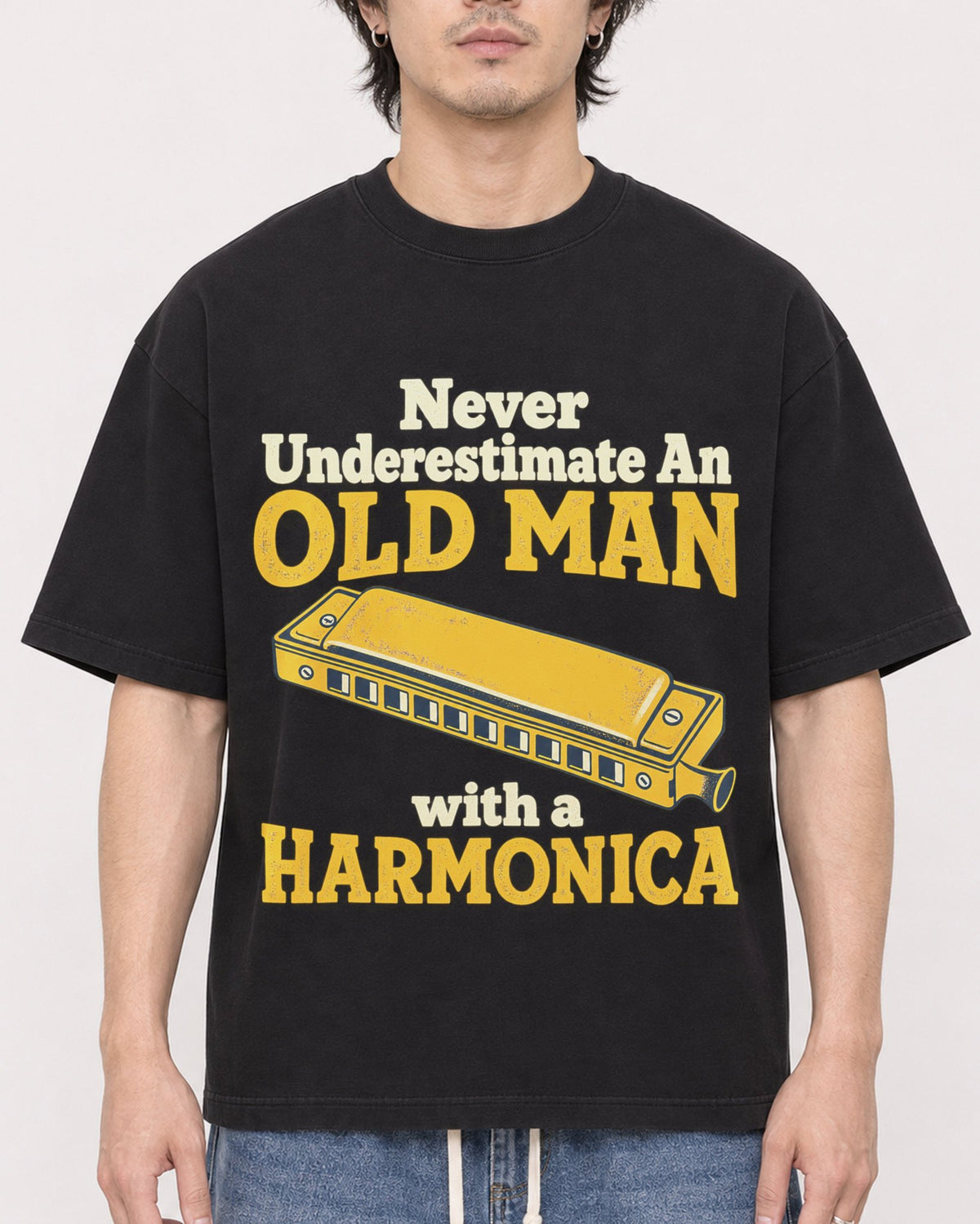 Mockup Boxy Heavyweight Tee Black male close-up 03