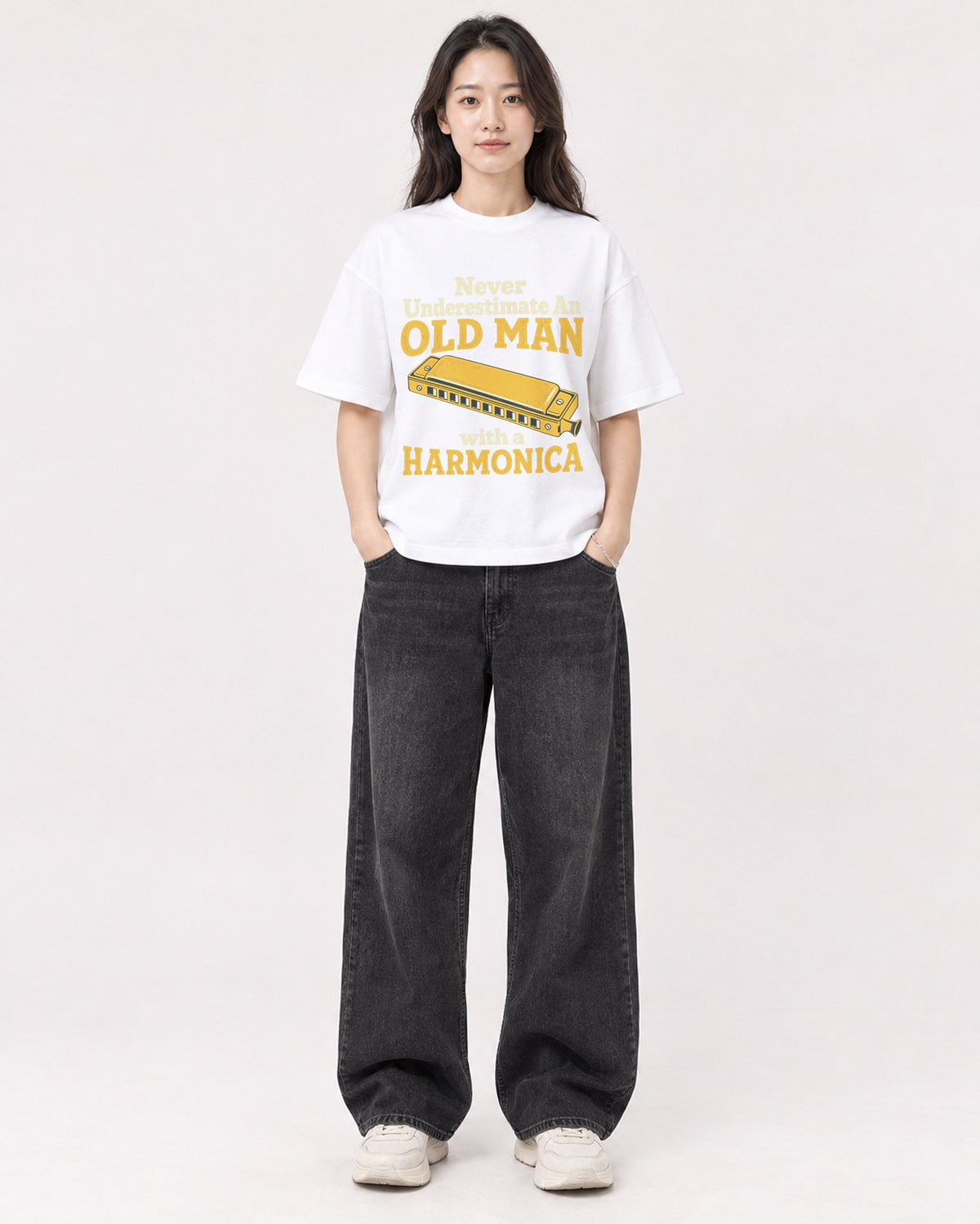 Mockup Boxy Heavyweight Tee White female full-body 03