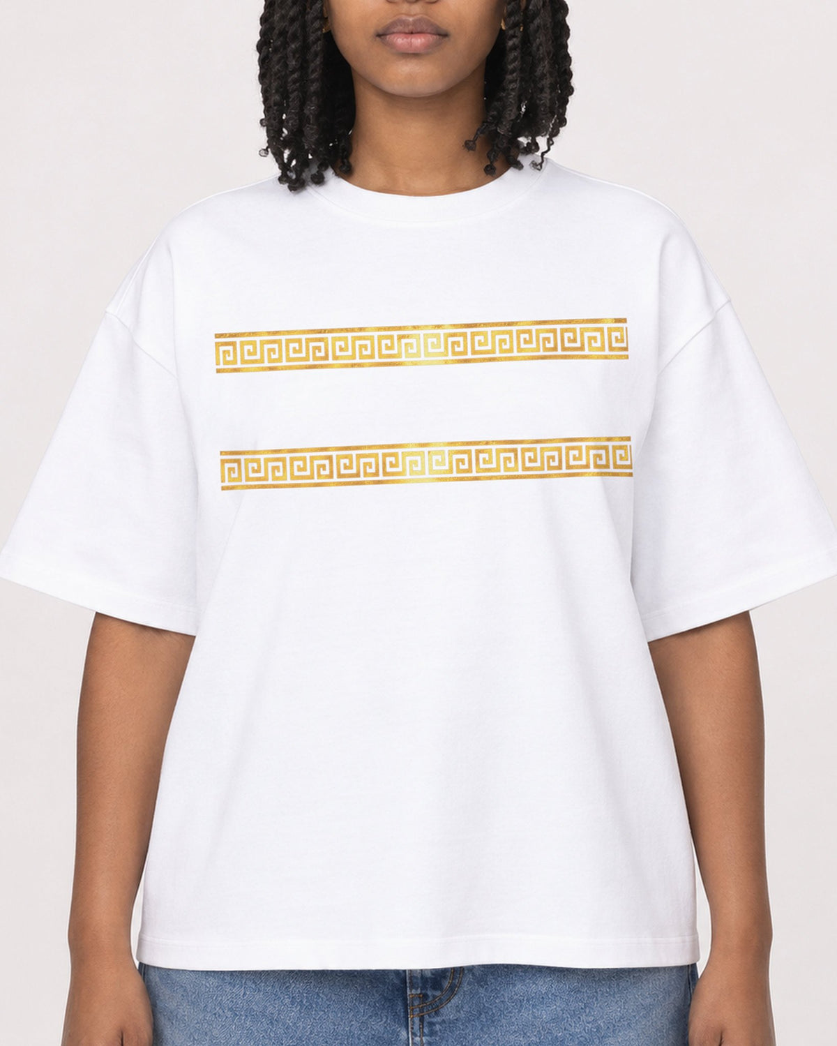 Mockup Boxy Heavyweight Tee White female close-up 15