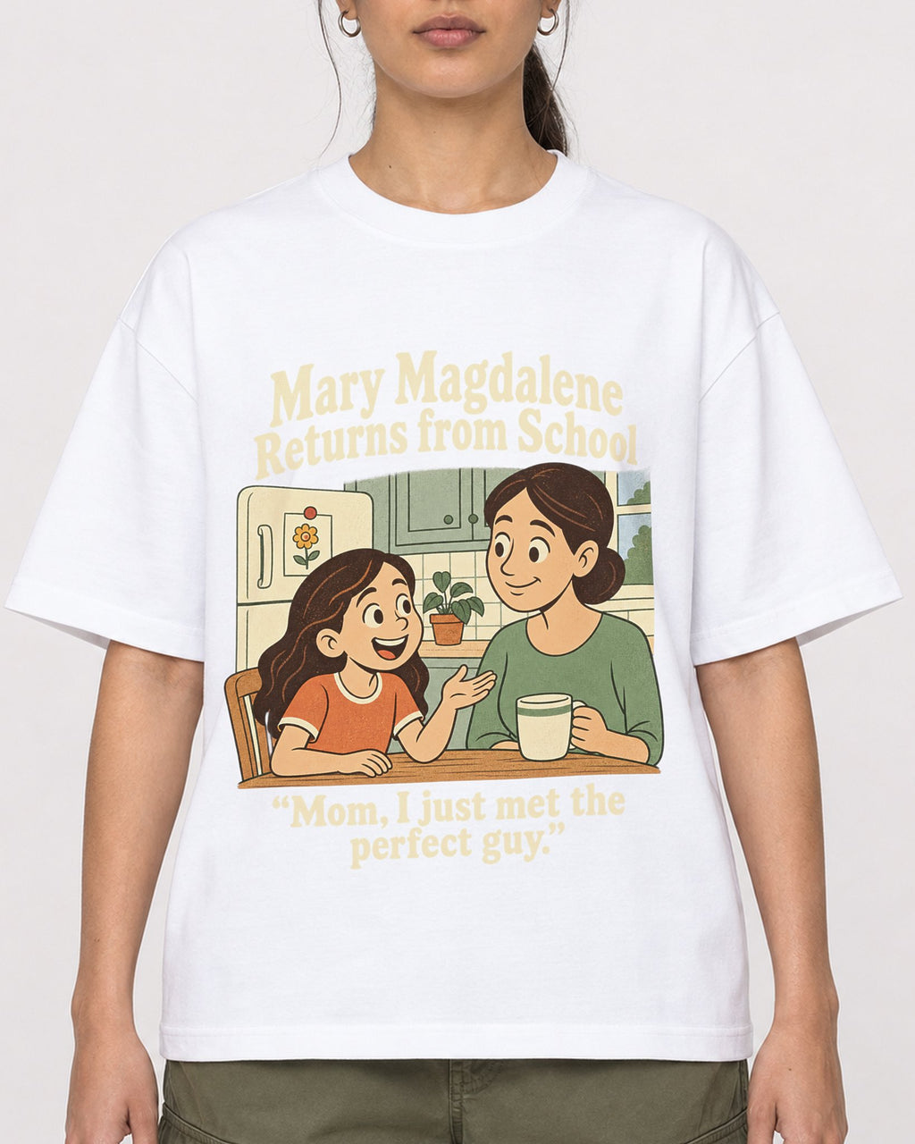 Mockup Boxy Heavyweight Tee White female close-up 47