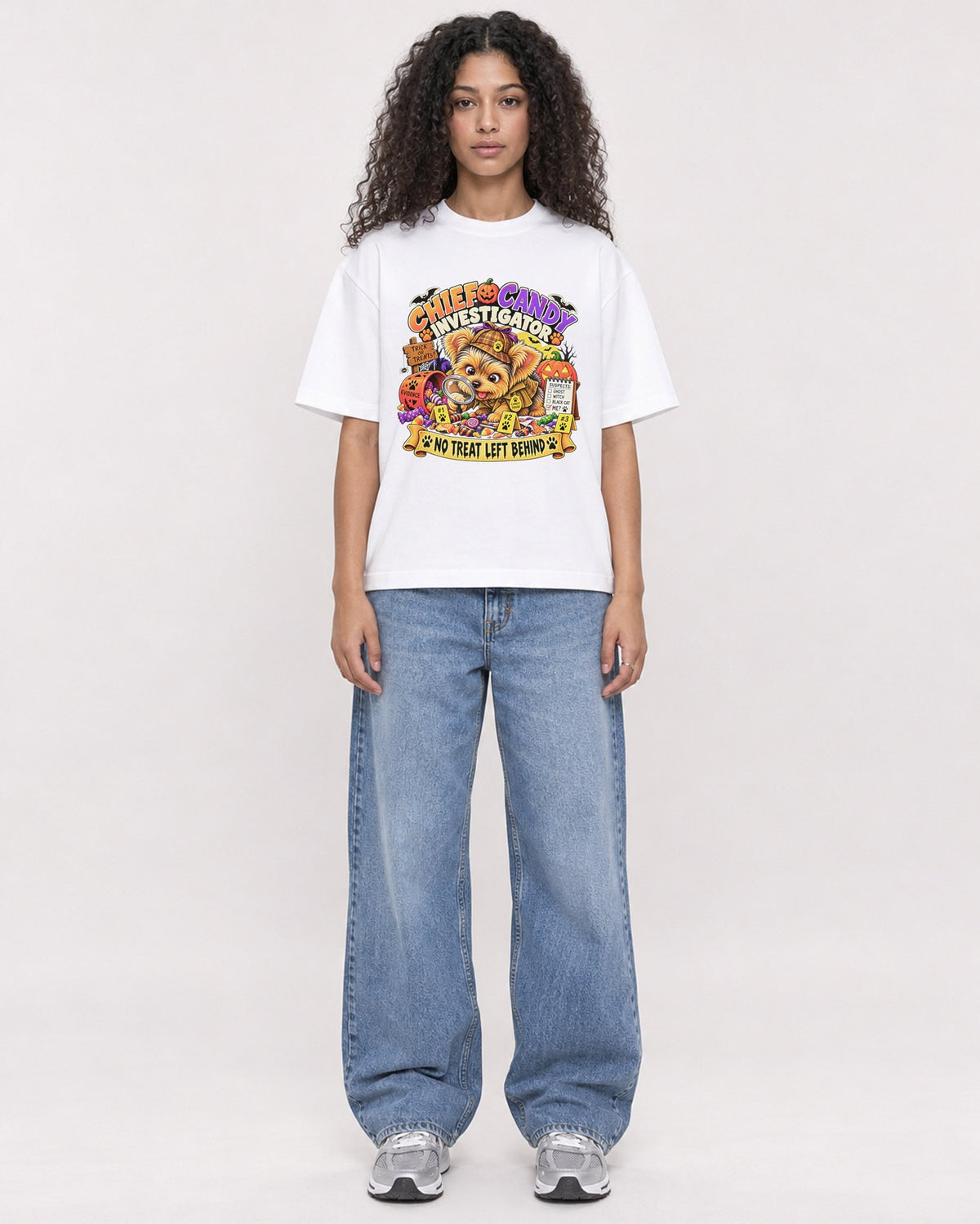 Mockup Boxy Heavyweight Tee White female full-body 10