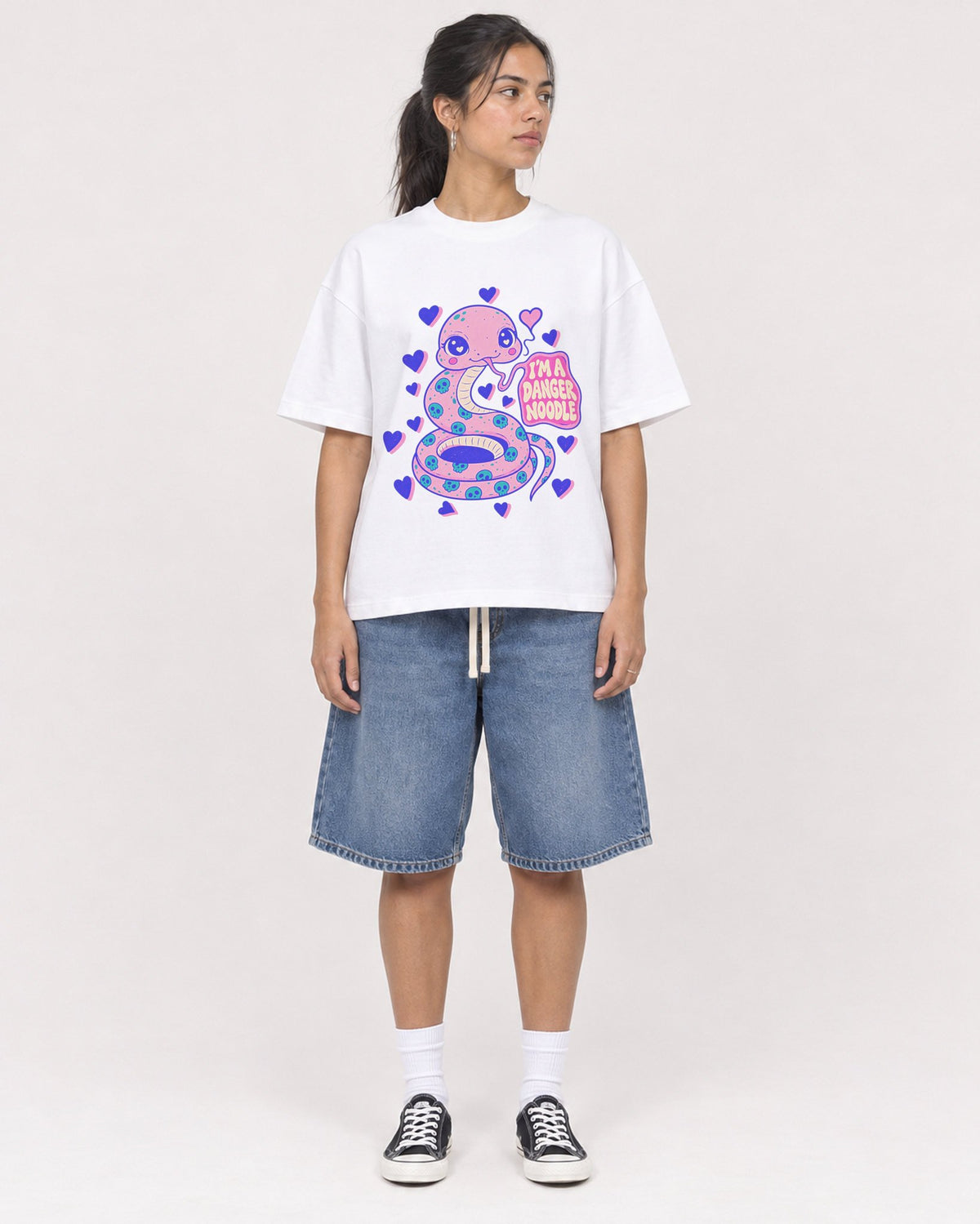 Mockup Boxy Heavyweight Tee White female full-body 16