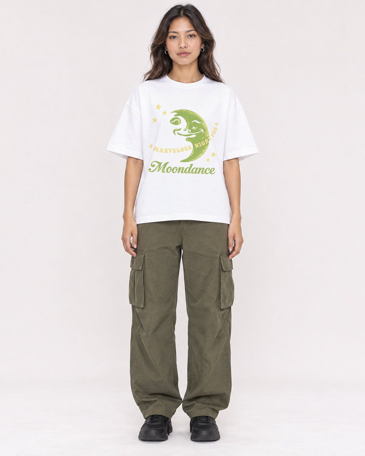 Mockup Boxy Heavyweight Tee White female full-body 02