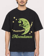 Mockup Boxy Heavyweight Tee Black male close-up 02