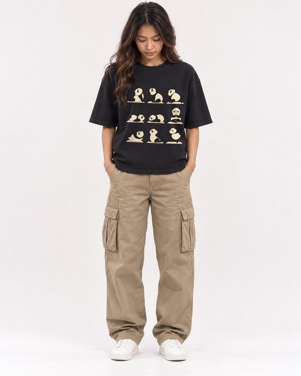 Mockup Boxy Heavyweight Tee Black female full-body 02