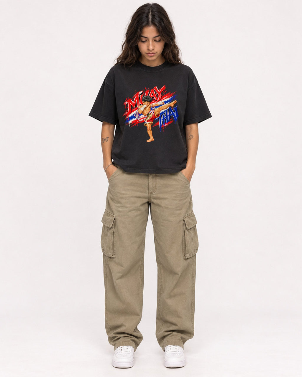 Mockup Boxy Heavyweight Tee Black female full-body 06