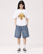 Mockup Boxy Heavyweight Tee White female full-body 01