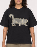 Mockup Boxy Heavyweight Tee Black female close-up 06
