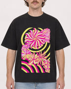 Mockup Boxy Heavyweight Tee Black male close-up 09