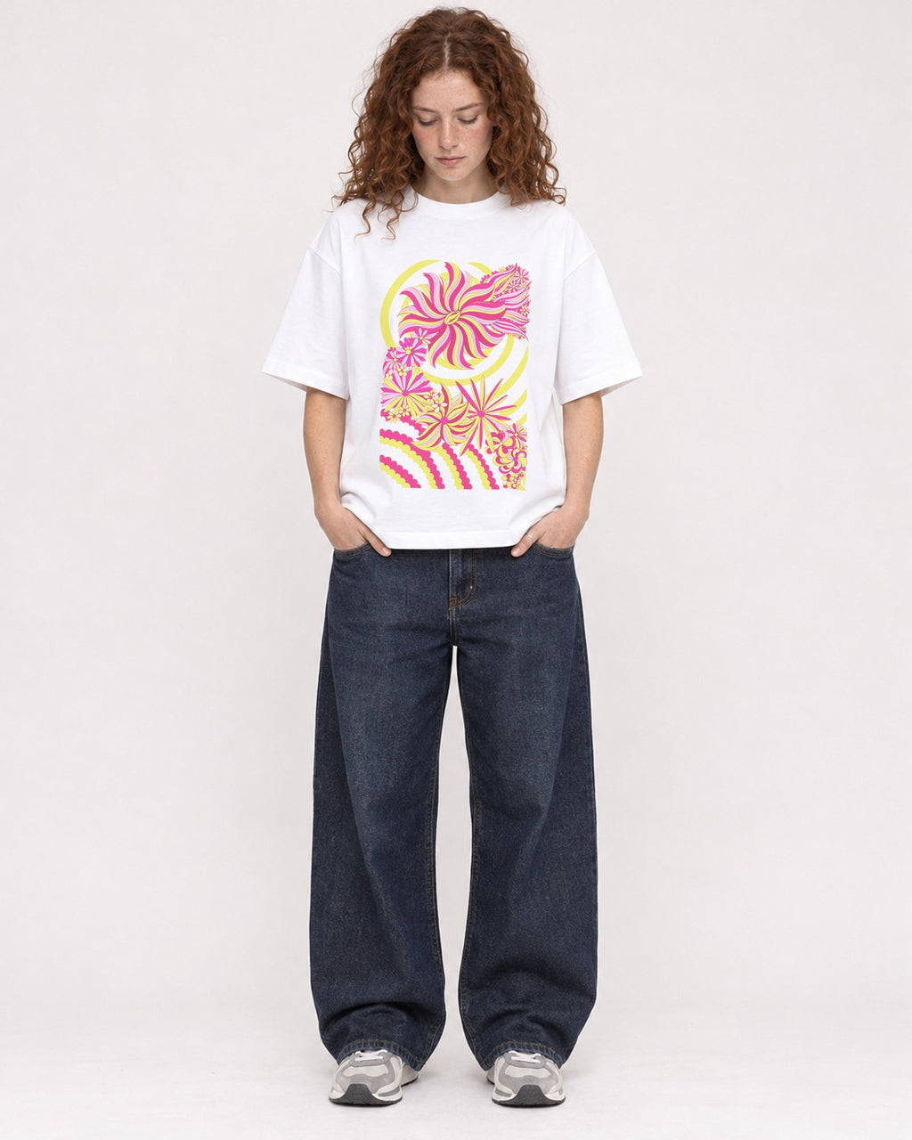 Mockup Boxy Heavyweight Tee White female full-body 09