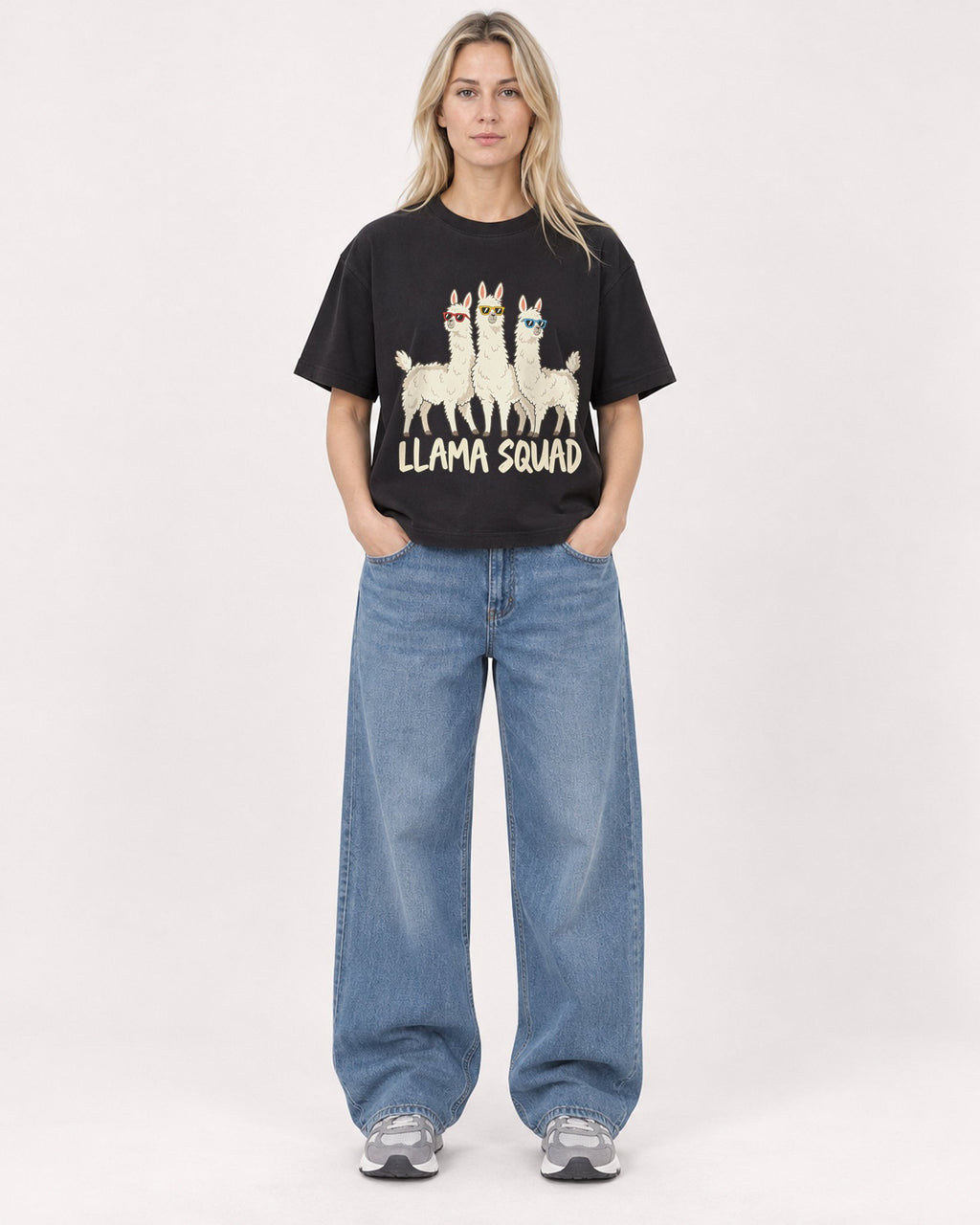 Mockup Boxy Heavyweight Tee Black female full-body 08