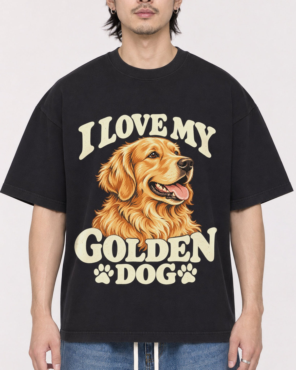 Mockup Boxy Heavyweight Tee Black male close-up 23