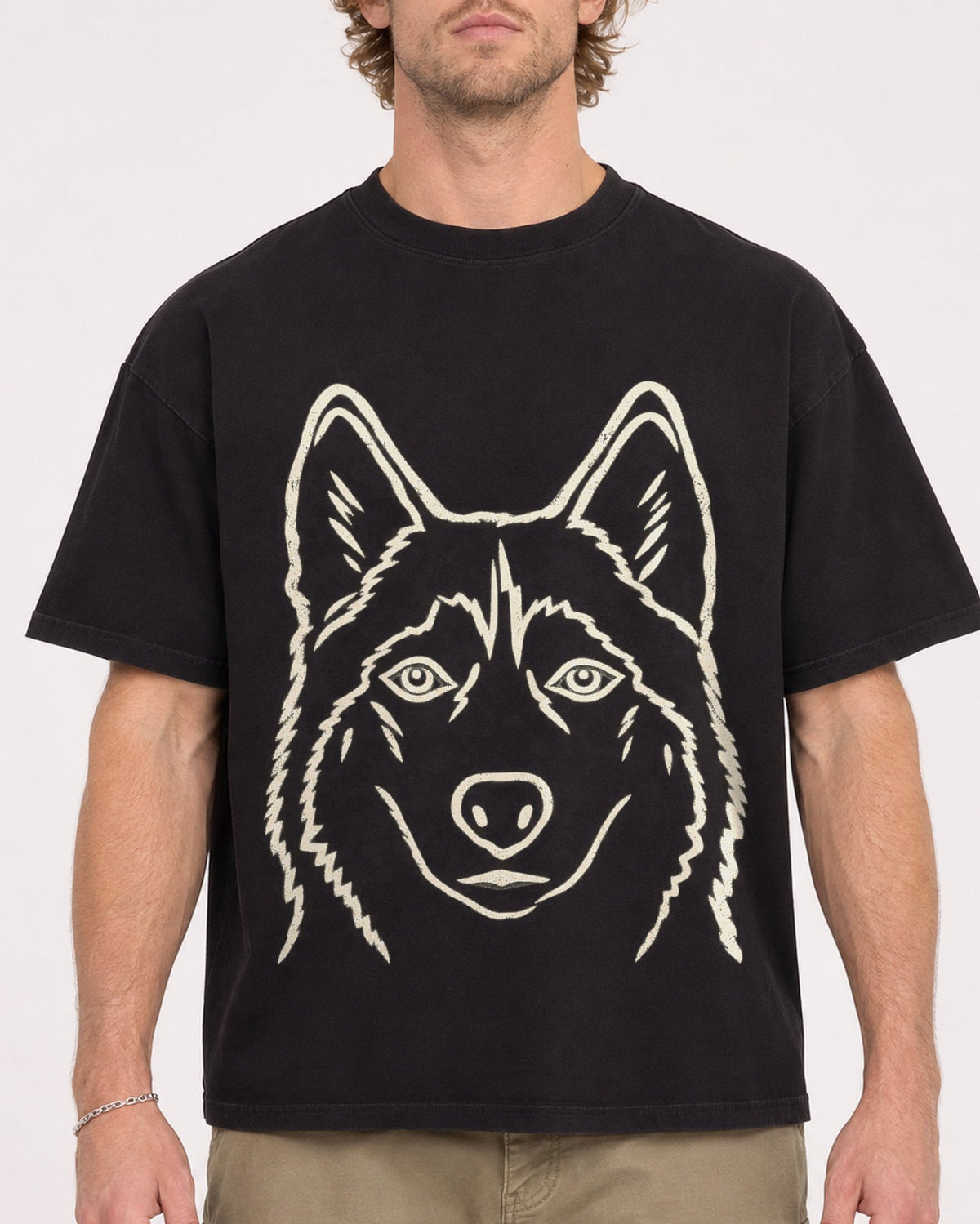 Mockup Boxy Heavyweight Tee Black male close-up 28