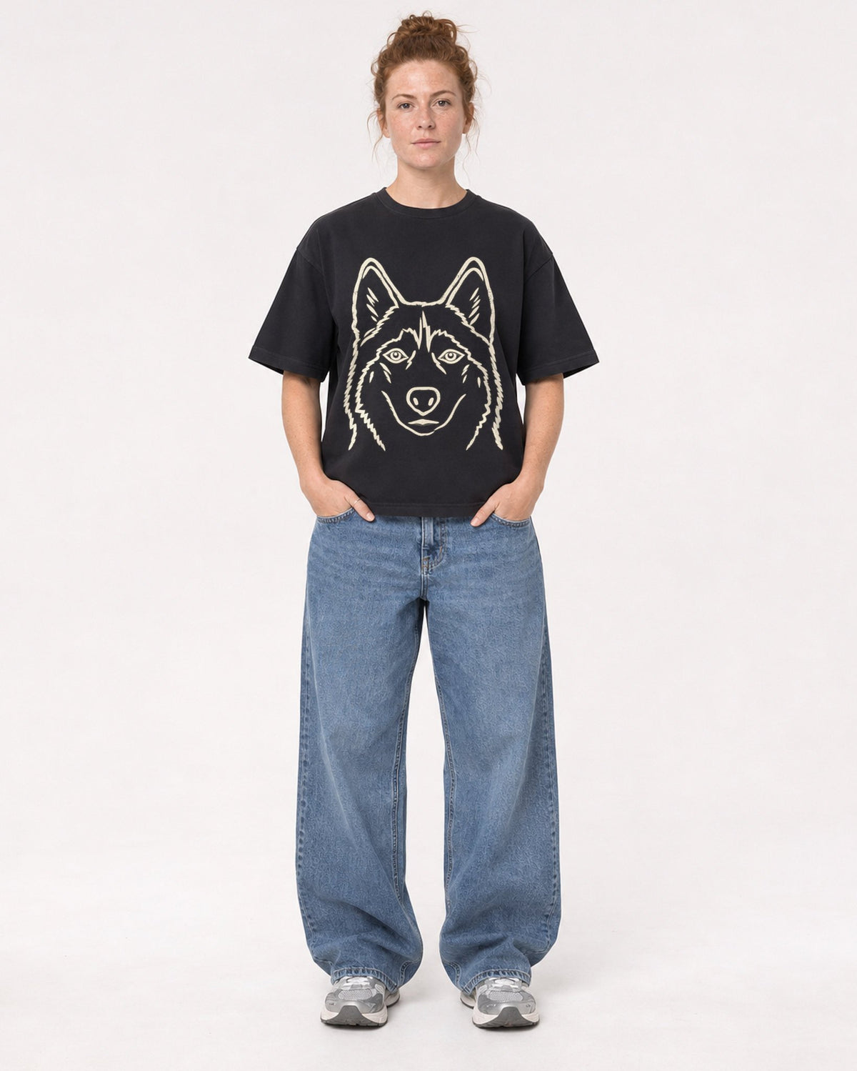 Mockup Boxy Heavyweight Tee Black female full-body 28