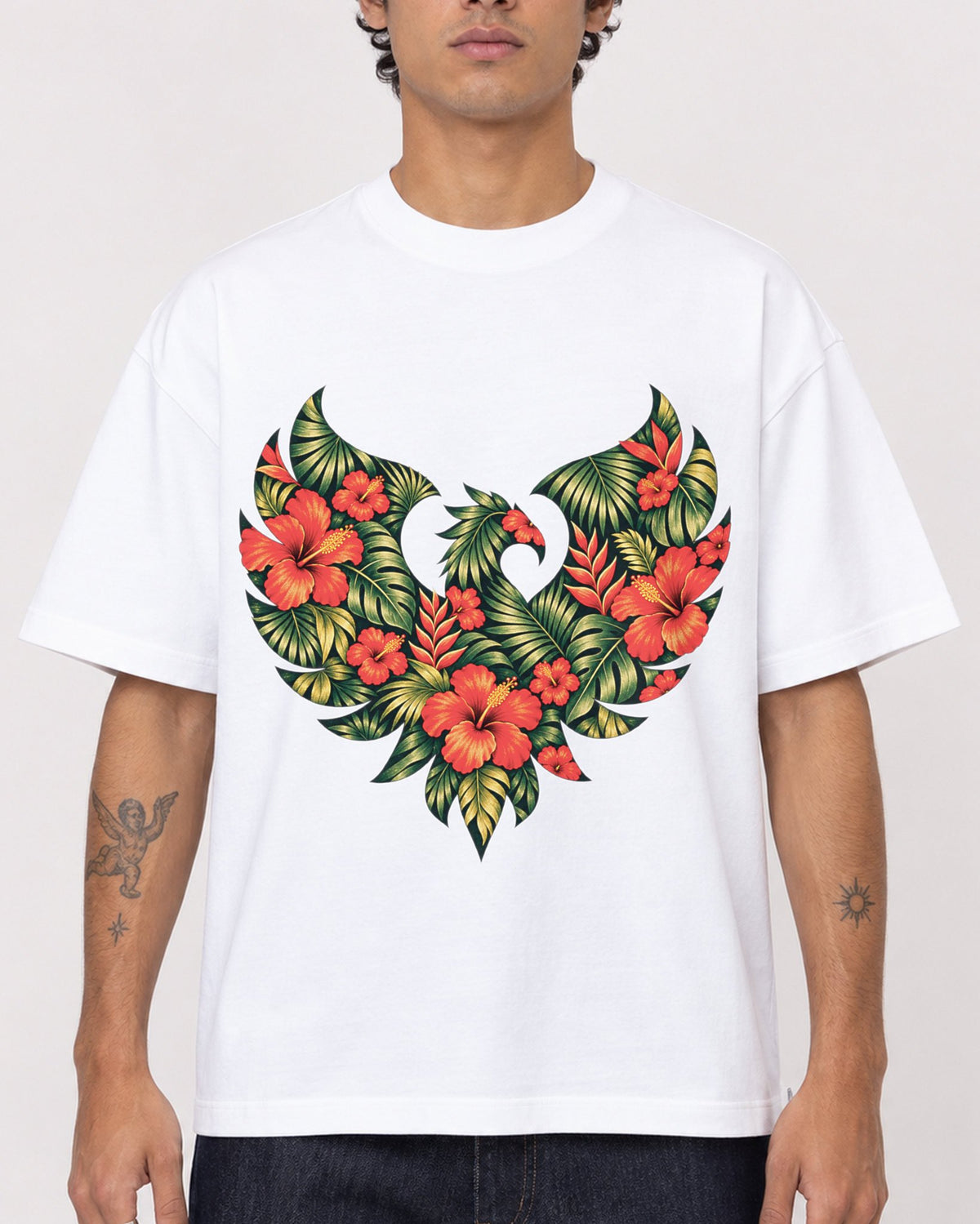 Mockup Boxy Heavyweight Tee White male close-up 06
