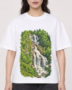 Mockup Boxy Heavyweight Tee White female close-up 03