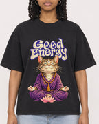 Mockup Boxy Heavyweight Tee Black female close-up 15