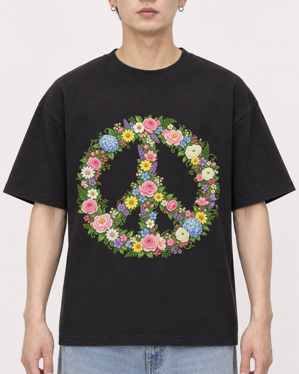 Mockup Boxy Heavyweight Tee Black male close-up 01