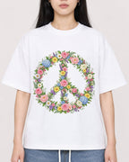 Mockup Boxy Heavyweight Tee White female close-up 01