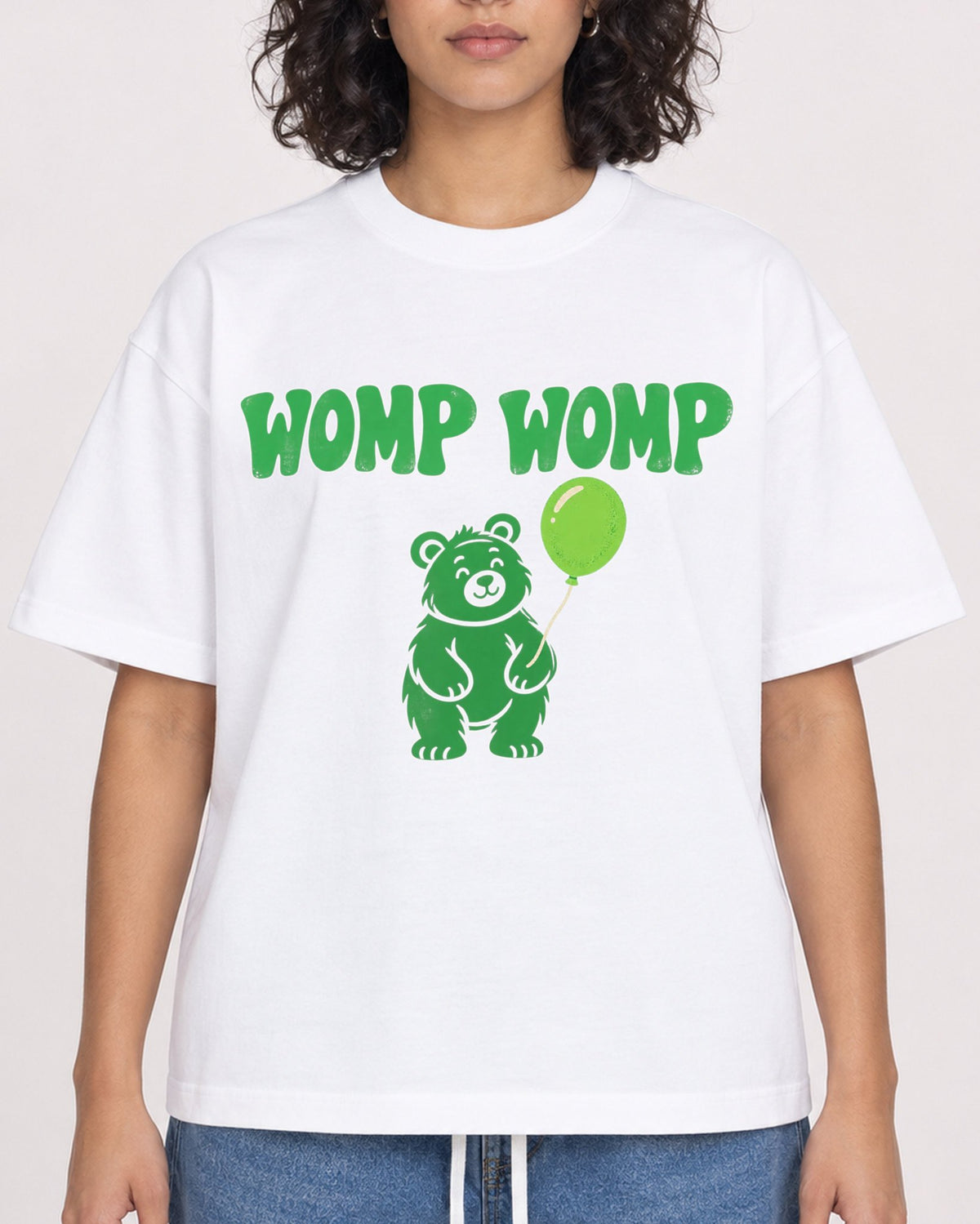 Mockup Boxy Heavyweight Tee White female close-up 26