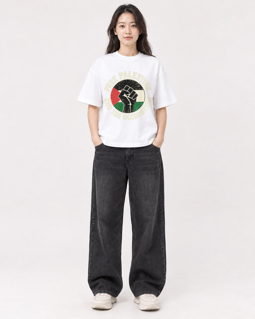 Mockup Boxy Heavyweight Tee White female full-body 03