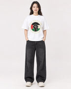 Mockup Boxy Heavyweight Tee White female full-body 03