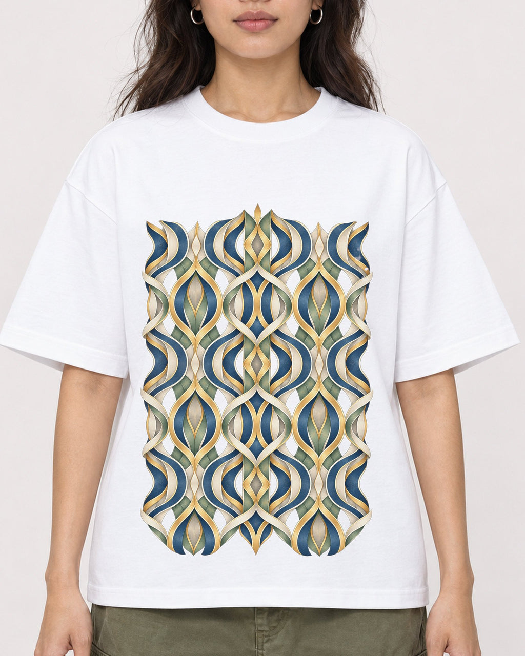Mockup Boxy Heavyweight Tee White female close-up 02