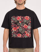 Mockup Boxy Heavyweight Tee Black male close-up 28