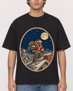 Mockup Boxy Heavyweight Tee Black male close-up 06