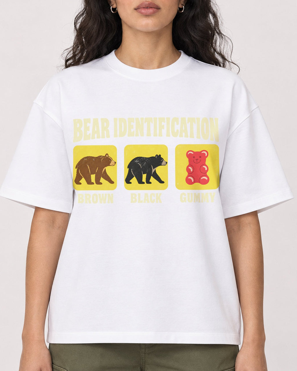 Mockup Boxy Heavyweight Tee White female close-up 07
