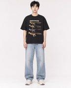 Mockup Boxy Heavyweight Tee Black male full-body 01