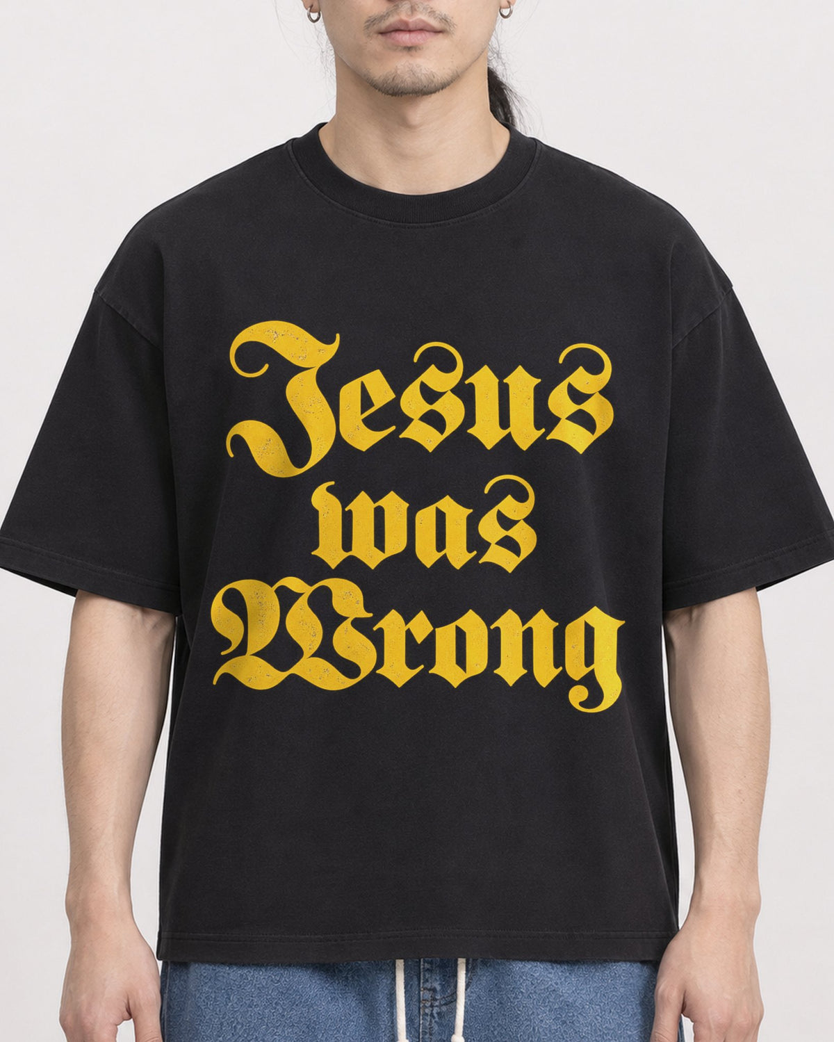 Mockup Boxy Heavyweight Tee Black male close-up 43