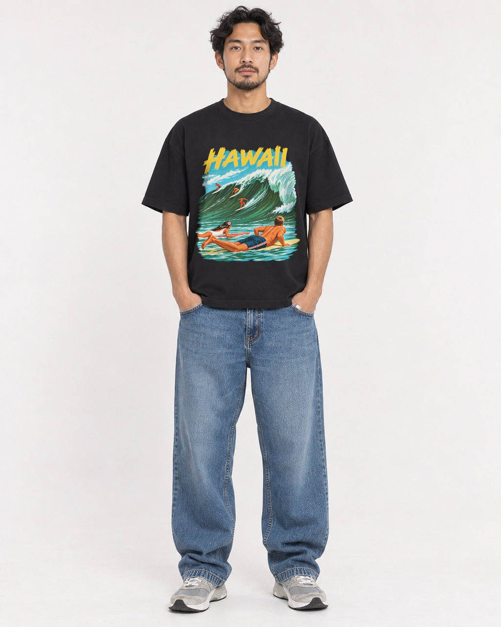 Mockup Boxy Heavyweight Tee Black male full-body 02