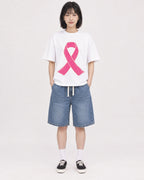 Mockup Boxy Heavyweight Tee White female full-body 11