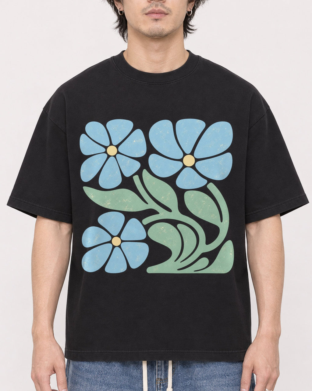Mockup Boxy Heavyweight Tee Black male close-up 03