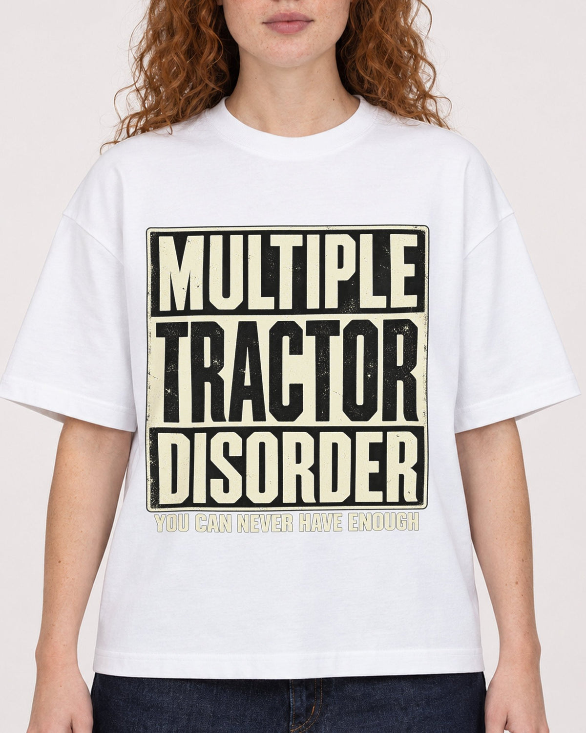 Mockup Boxy Heavyweight Tee White female close-up 09