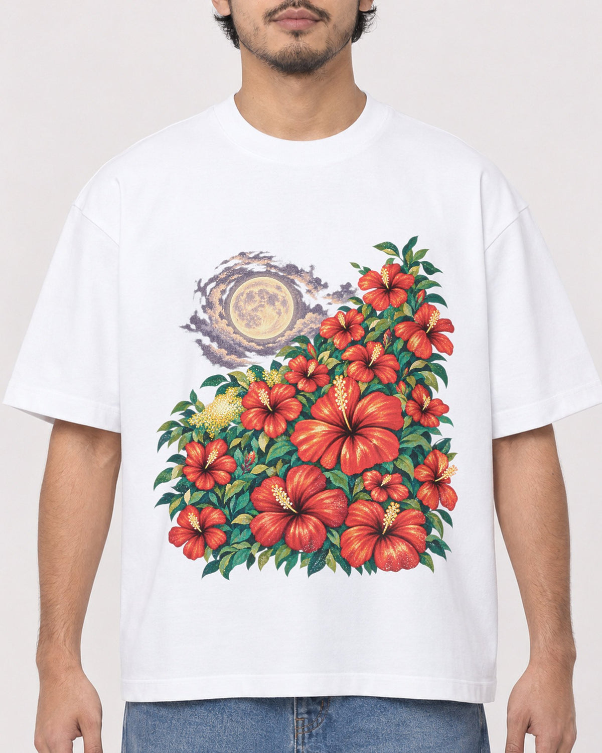 Mockup Boxy Heavyweight Tee White male close-up 02