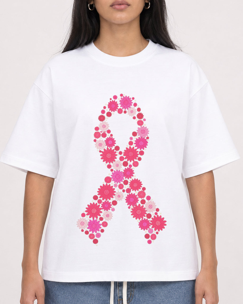 Mockup Boxy Heavyweight Tee White female close-up 46