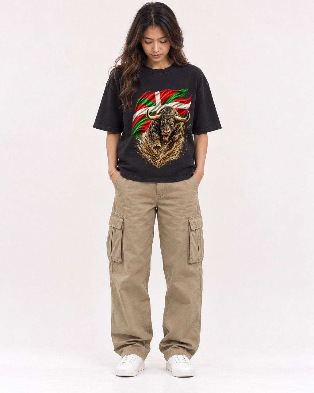 Mockup Boxy Heavyweight Tee Black female full-body 02