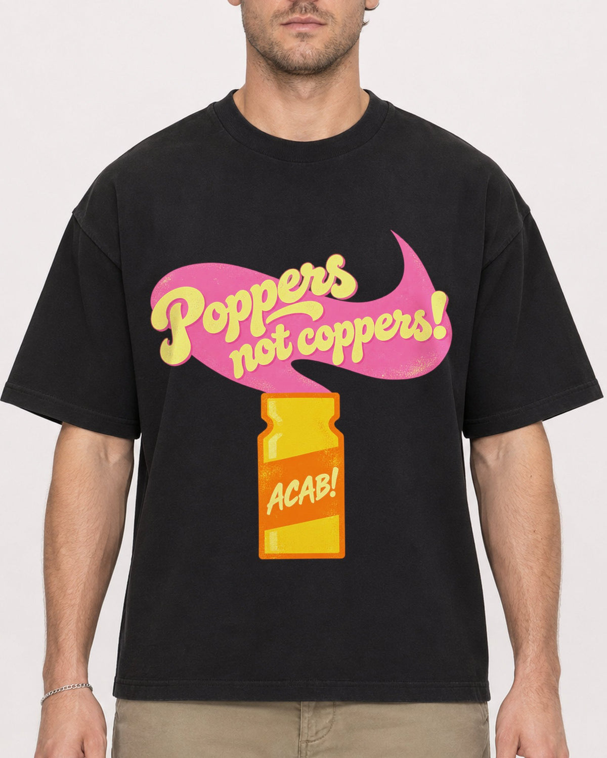 Mockup Boxy Heavyweight Tee Black male close-up 08
