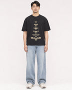 Mockup Boxy Heavyweight Tee Black male full-body 13