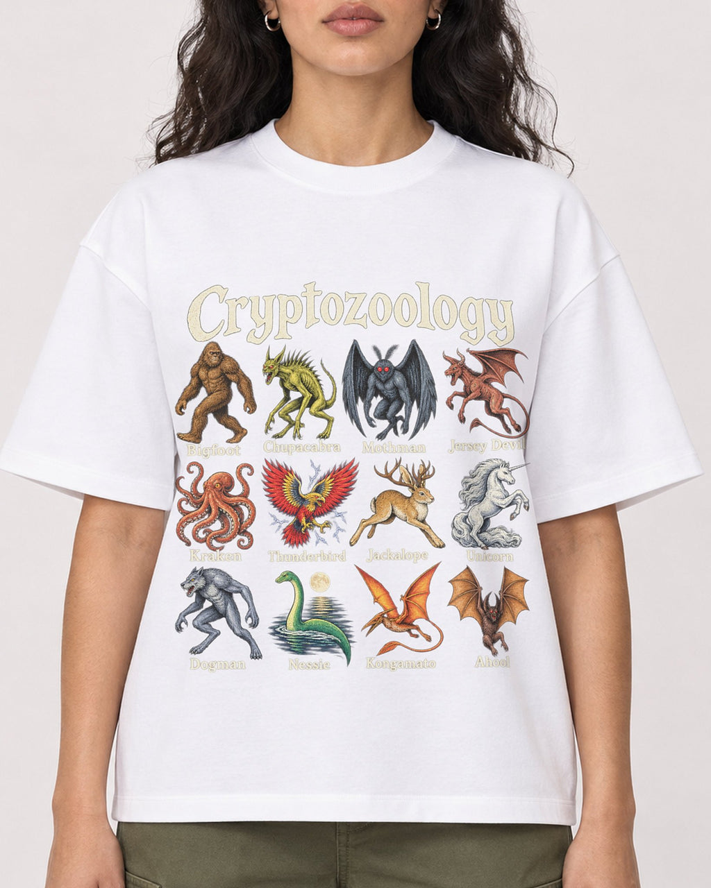 Mockup Boxy Heavyweight Tee White female close-up 07