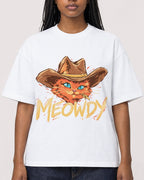 Mockup Boxy Heavyweight Tee White female close-up 04