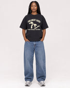 Mockup Boxy Heavyweight Tee Black female full-body 04