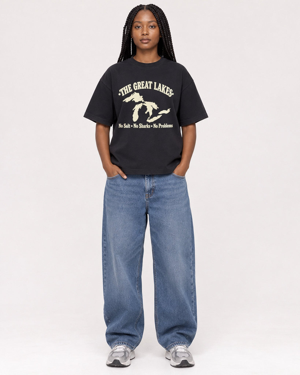 Mockup Boxy Heavyweight Tee Black female full-body 04