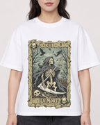 Mockup Boxy Heavyweight Tee White female close-up 03