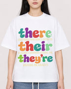 Mockup Boxy Heavyweight Tee White female close-up 01
