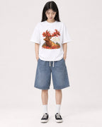 Mockup Boxy Heavyweight Tee White female full-body 01